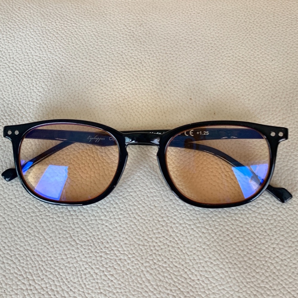 Black frame/ blue light computer glasses